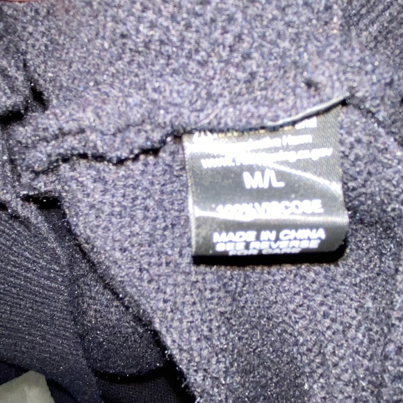 NWTs Boutique Royal & Reese Cold Shoulder Sweater Refined Knitwear- Black - Picture 8 of 11